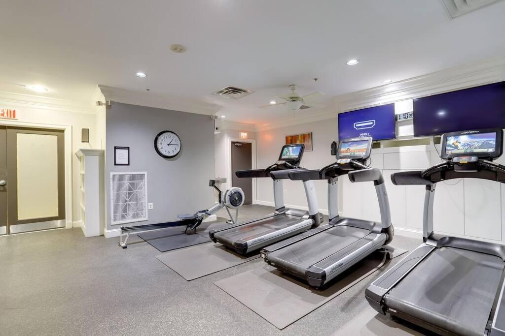 Fantastic 2 Bedroom Condo At Ballston With Gym Arlington Exterior photo