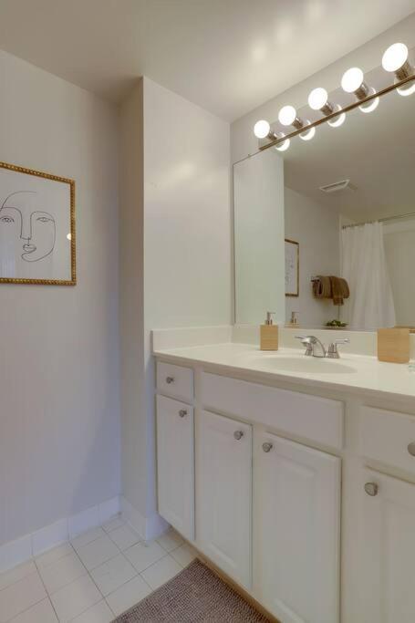Fantastic 2 Bedroom Condo At Ballston With Gym Arlington Exterior photo